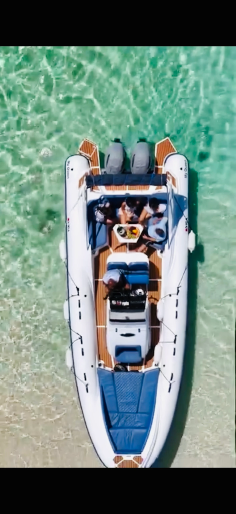 Enjoy a private 4-hour speed boat trip in Hurghada with snorkeling, clear Red Sea water, soft drinks, fresh fruit, and a flexible private experience.
