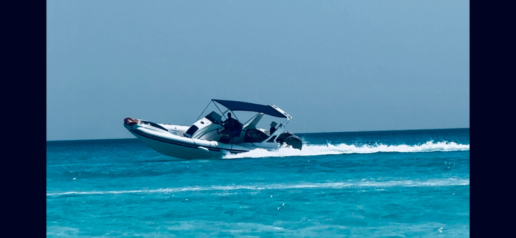Enjoy a private 4-hour speed boat trip in Hurghada with snorkeling, clear Red Sea water, soft drinks, fresh fruit, and a flexible private experience.