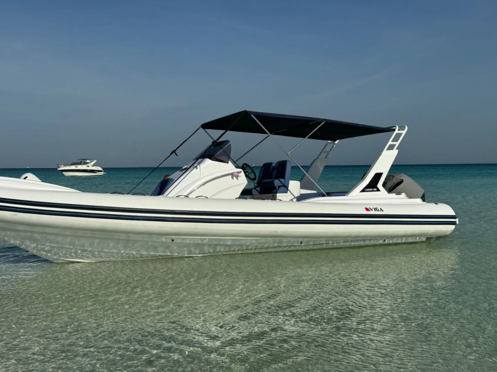 Enjoy a private 4-hour speed boat trip in Hurghada with snorkeling, clear Red Sea water, soft drinks, fresh fruit, and a flexible private experience.